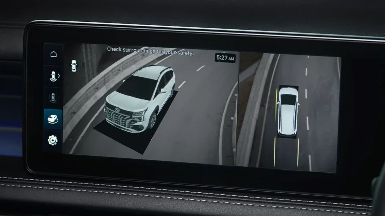Surround View Monitor (SVM)*