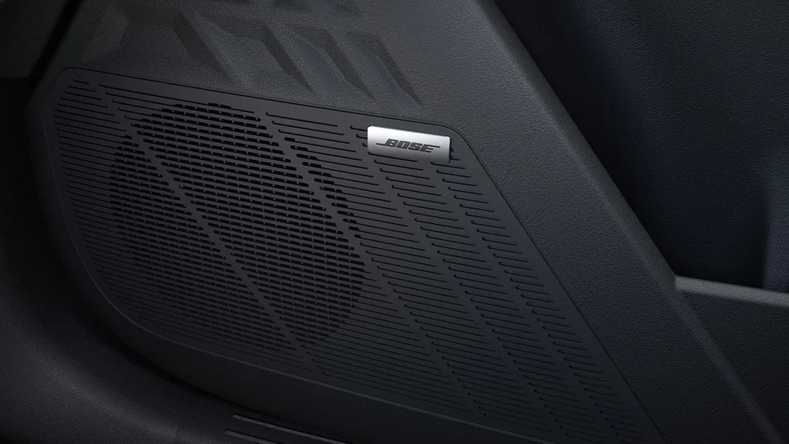 BOSE™ Premium Audio System