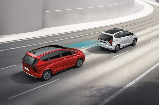 Forward Collision-avoidance Assist (FCA)*